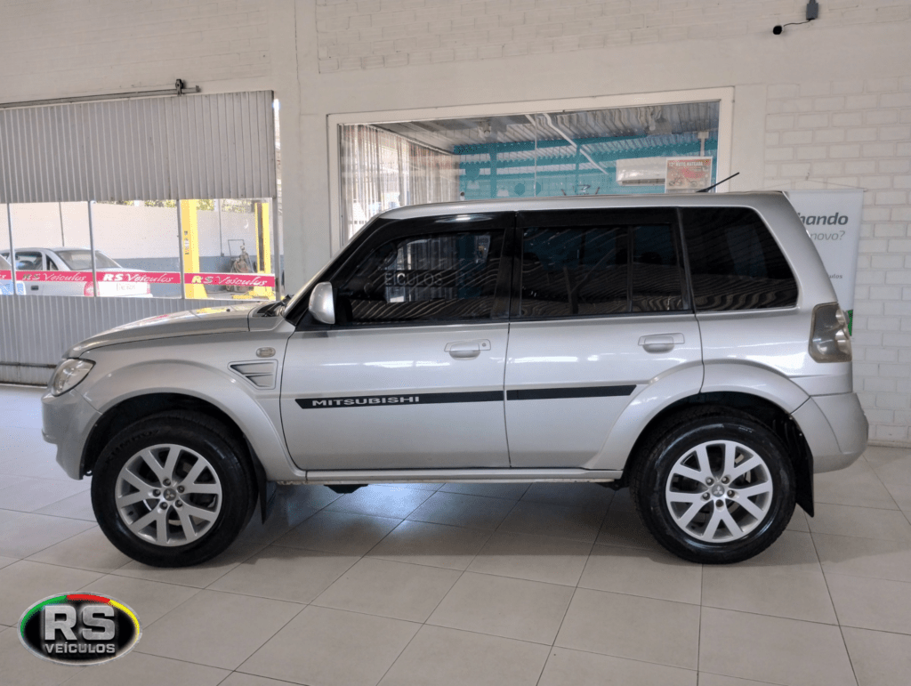 Mitsubishi Pajero TR4 2.0 4x4 Cambio Automático Completa