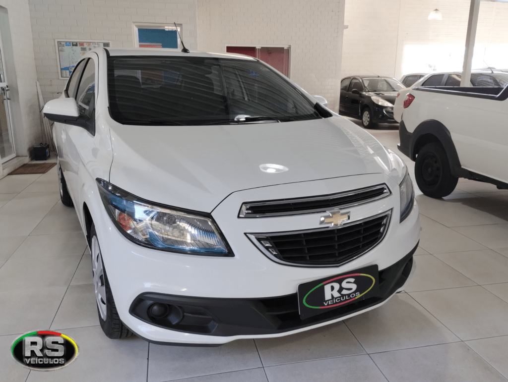 Chevrolet Onix 1.4 Flex 2013 Completo